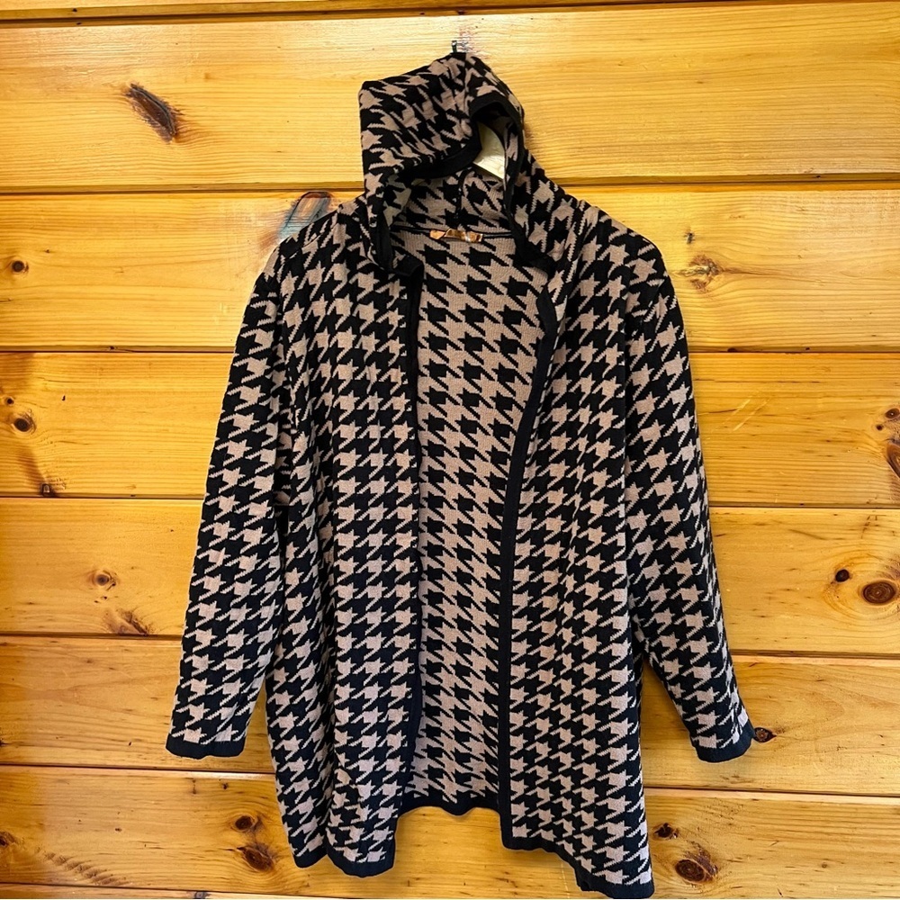 Belldini Long Sleeve Houndstooth Hooded Open Plus 3X Open Cardigan